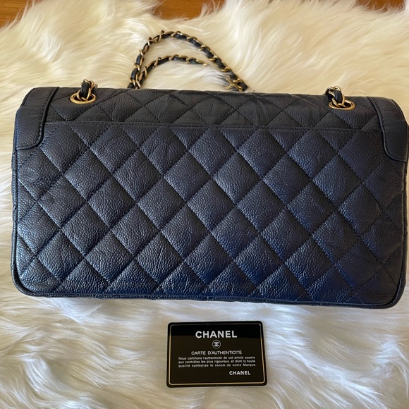 Authentic Chanel - Large Single Flap - Picture 2 of 12